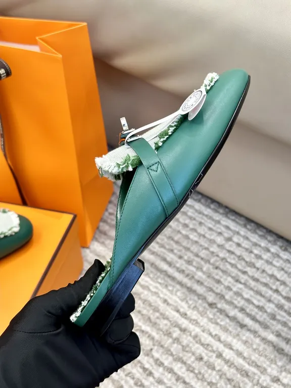 Hermes Shoe 